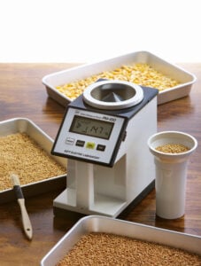 PM450 Grain and Moisture meter with samples